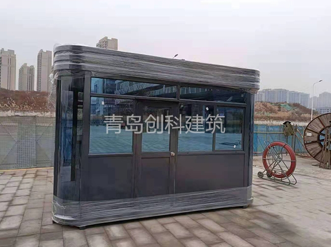 黄岛瑞智精密工厂吸烟亭安装完工
